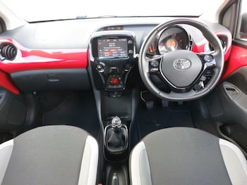 Used Toyota AYGO 2017 for sale - 78740447: Photo