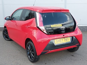 Used Toyota AYGO 2017 for sale - 78740447: Photo