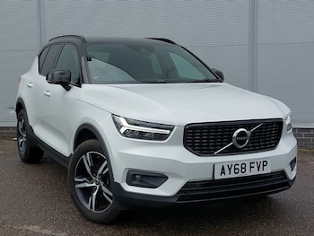 Used Volvo XC40 2018 for sale - 78532882: Photo