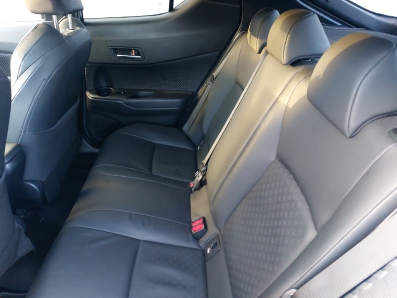 Used Toyota C-HR 2018 for sale - 76983237: Photo 6