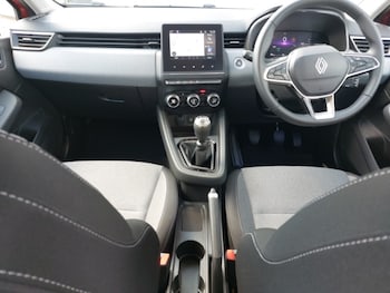 Used Renault Clio 2025 for sale - 79157428: Photo
