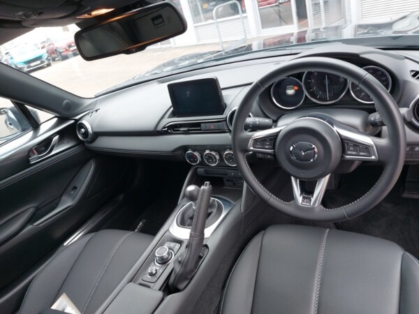 Used Mazda MX-5 2023 for sale - 75455530: Photo 2