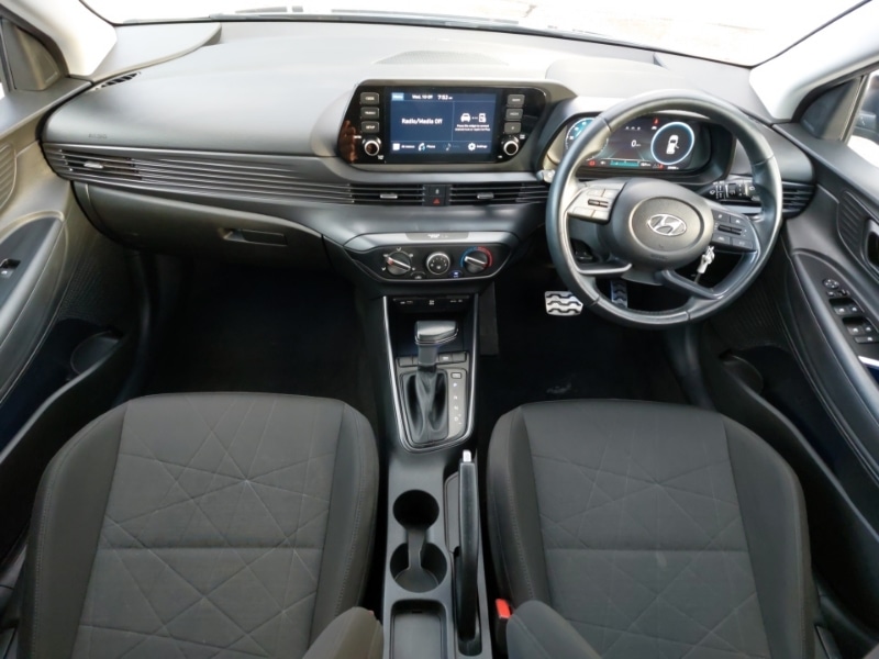 Used Hyundai BAYON 2023 for sale - 76498076: Photo 2