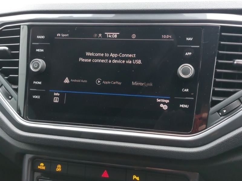 Used Volkswagen T-Roc 2021 for sale - 76556471: Photo 16