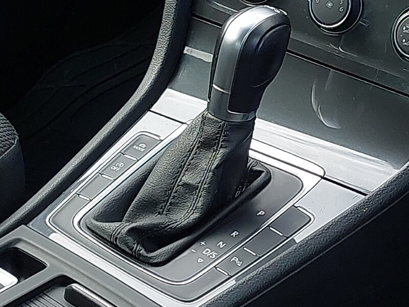 Used Volkswagen Golf 2019 for sale - 78079696: Photo 11