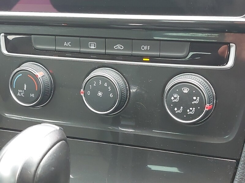 Used Volkswagen Golf 2019 for sale - 78079696: Photo 17