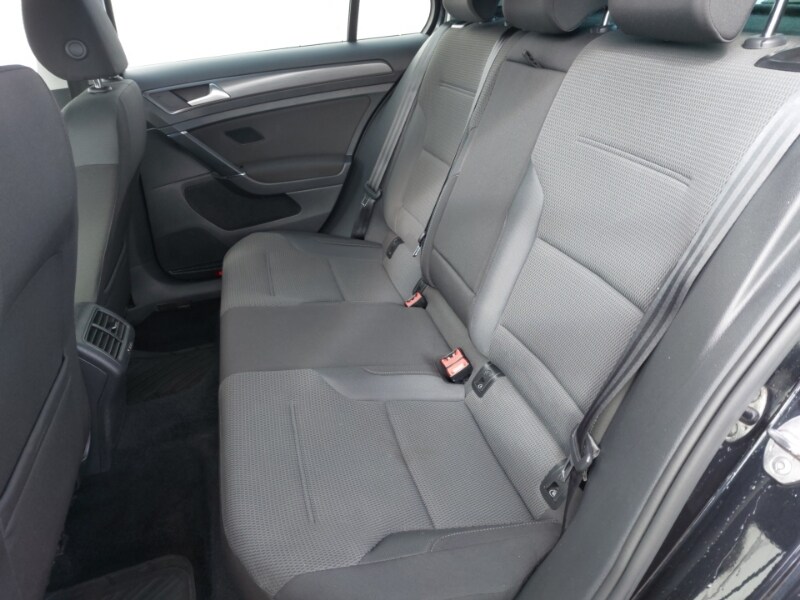 Used Volkswagen Golf 2019 for sale - 78079696: Photo 6