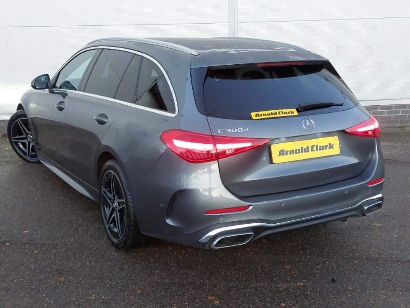 Used Mercedes-Benz C Class 2022 for sale - 76920309: Photo 3