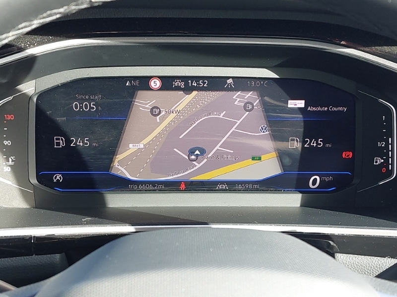 Used Volkswagen T-Roc 2024 for sale - 77922401: Photo 14