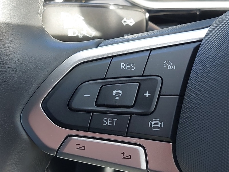 Used Volkswagen T-Roc 2024 for sale - 77922401: Photo 18