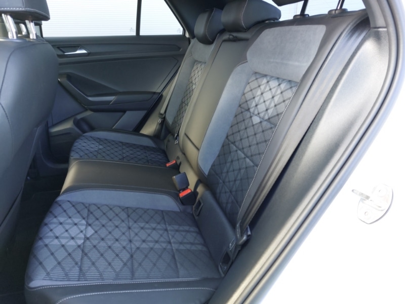 Used Volkswagen T-Roc 2024 for sale - 77922401: Photo 6