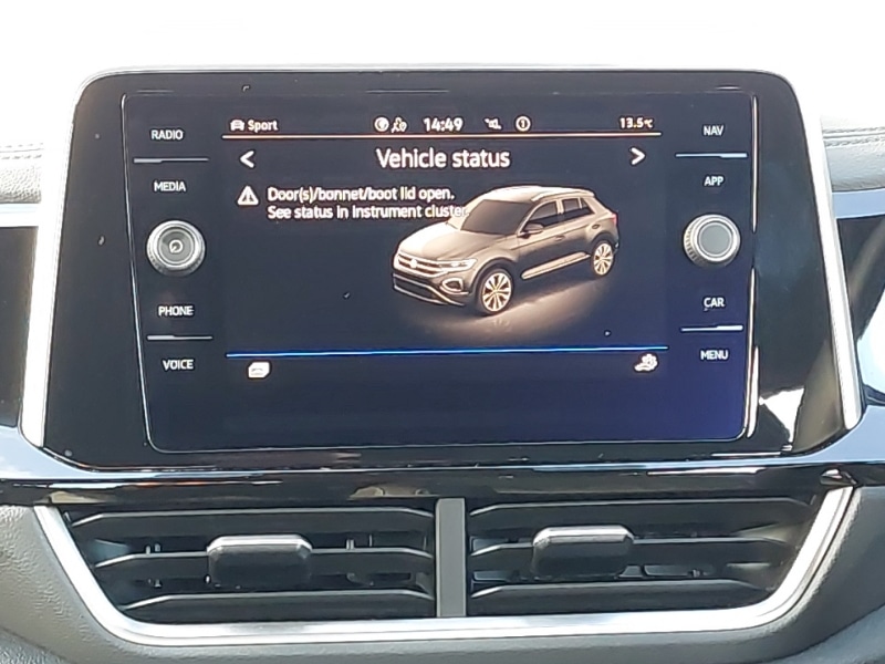 Used Volkswagen T-Roc 2024 for sale - 77922401: Photo 7