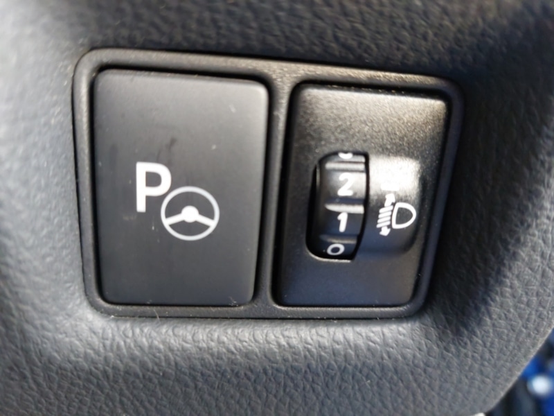 Used Toyota C-HR 2018 for sale - 77024470: Photo 14