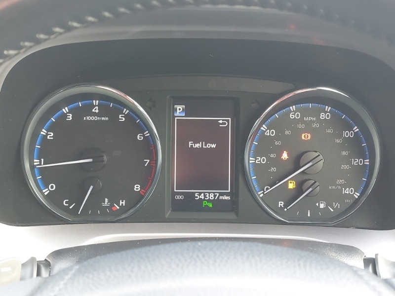 Used Toyota RAV4 2018 for sale - 77605842: Photo 14