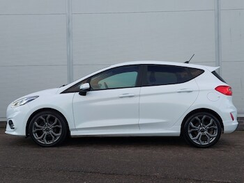 Used Ford Fiesta 2020 for sale - 77289810: Photo