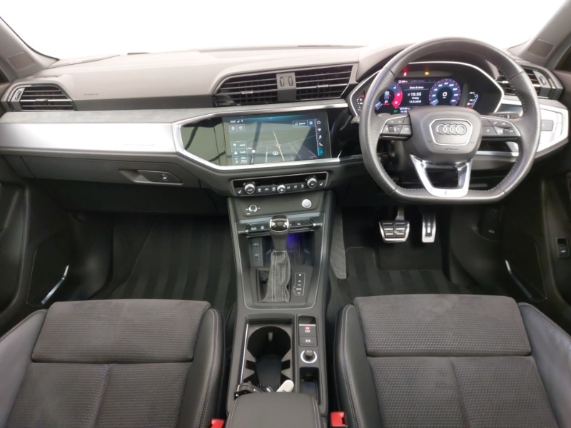 Used Audi Q3 2019 for sale - 76785769: Photo 2