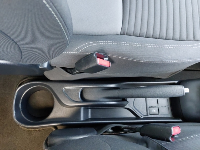 Used Toyota Yaris 2019 for sale - 76492981: Photo 19