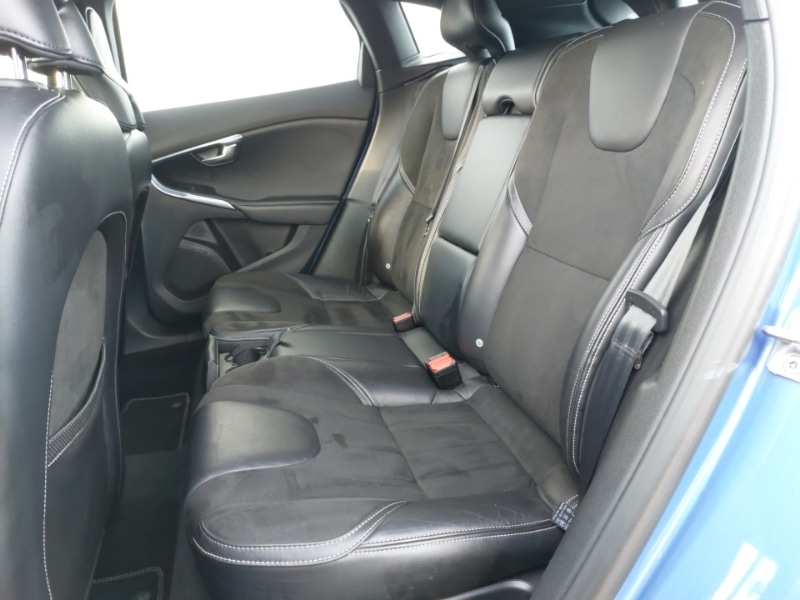 Used Volvo V40 2016 for sale - 77548716: Photo 6