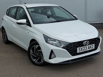 Used Hyundai i20 2023 for sale - 78928448: Photo