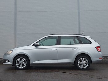 Used Skoda Fabia 2019 for sale - 77922317: Photo