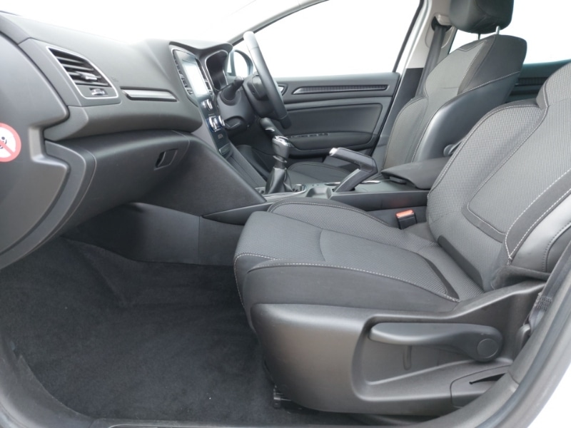 Used Renault Megane 2019 for sale - 77881535: Photo 5