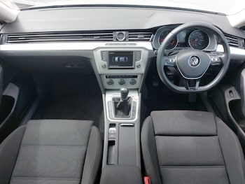 Used Volkswagen Passat 2015 for sale - 78957192: Photo