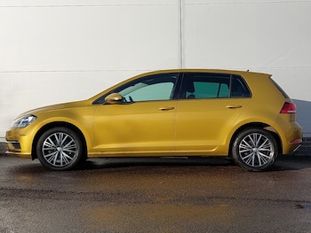 Used Volkswagen Golf 2017 for sale - 78164058: Photo