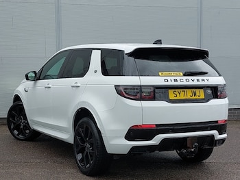 Used Land Rover Discovery Sport 2021 for sale - 78692944: Photo