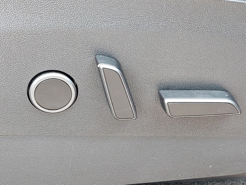 Used Tesla Model Y 2022 for sale - 77815600: Photo 12