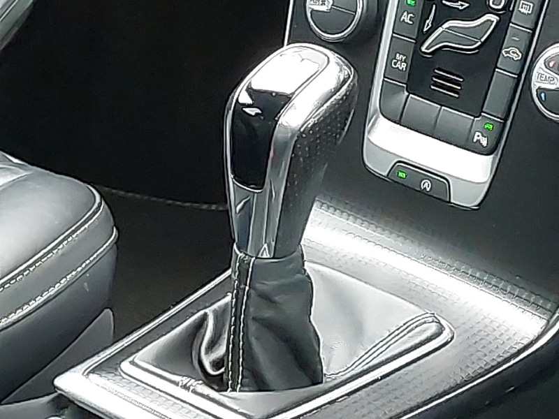 Used Volvo V40 2019 for sale - 77750621: Photo 11