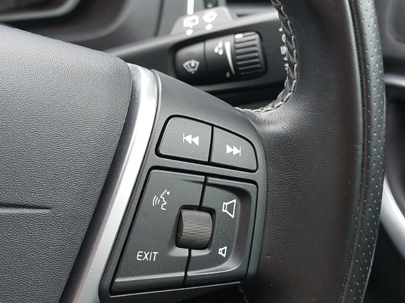 Used Volvo V40 2019 for sale - 77750621: Photo 19