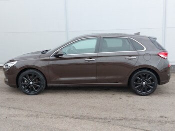 Used Hyundai i30 2018 for sale - 79044146: Photo