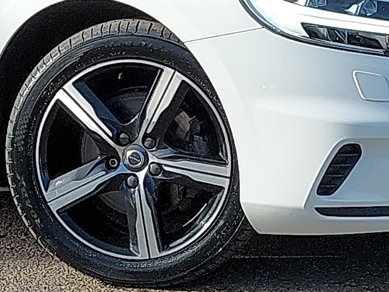 Used Volvo V40 2019 for sale - 77982158: Photo 9