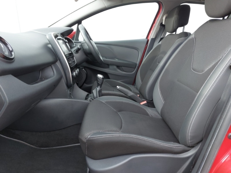 Used Renault Clio 2017 for sale - 77605813: Photo 5