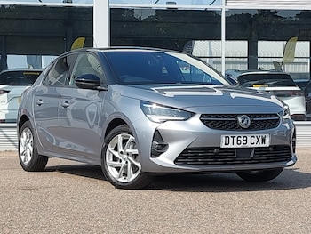 Vauxhall - Corsa