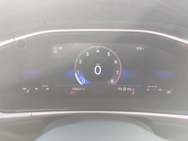 Used Volkswagen T-Roc 2023 for sale - 77716828: Photo 17