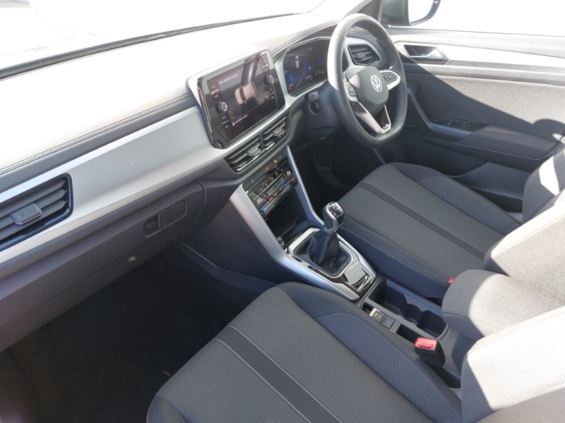 Used Volkswagen T-Roc 2023 for sale - 77716828: Photo 5