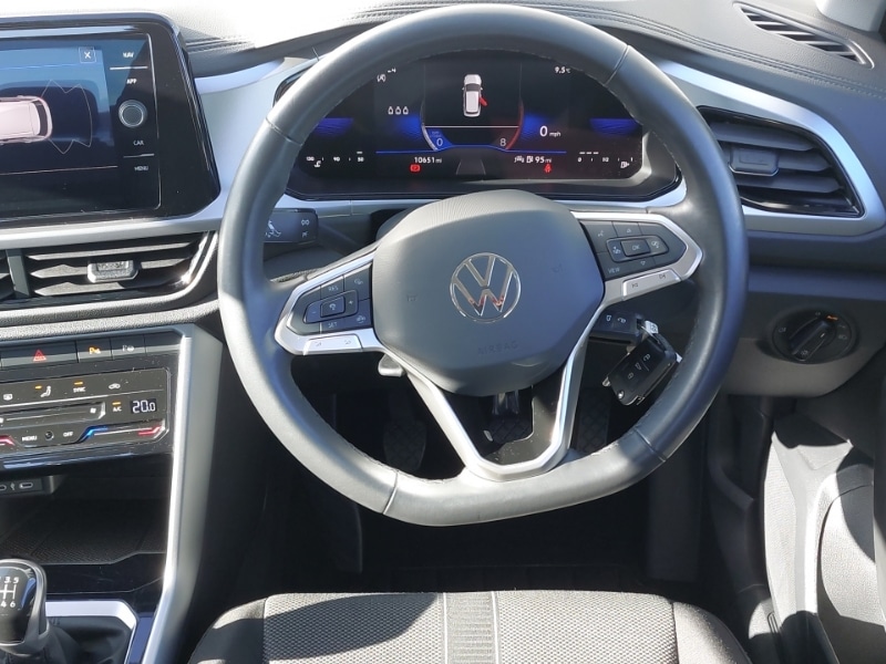 Used Volkswagen T-Roc 2023 for sale - 77716828: Photo 7