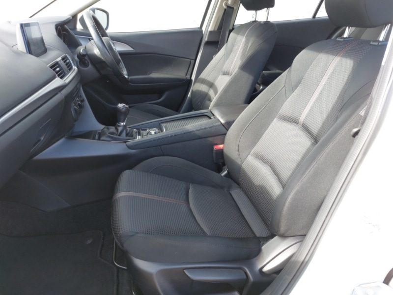 Used Mazda Mazda3 2017 for sale - 77964113: Photo 5