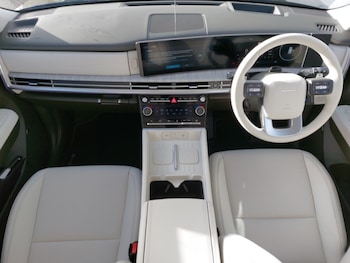 Used Hyundai Santa Fe 2025 for sale - 76543435: Photo