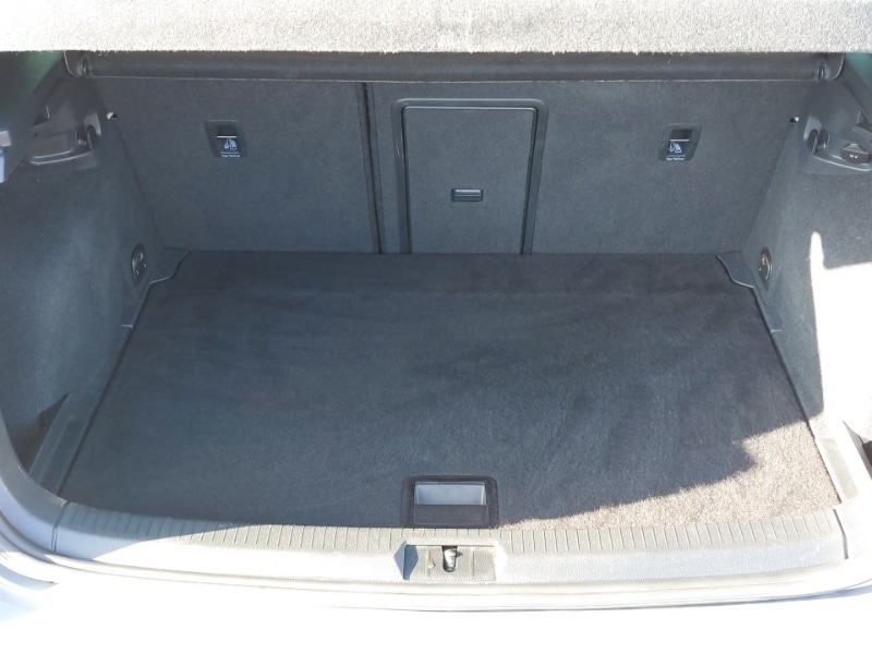 Used Volkswagen Golf 2018 for sale - 76268860: Photo 8