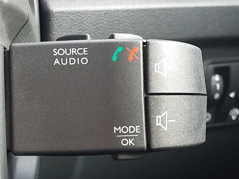 Used Renault Captur 2020 for sale - 77579938: Photo 17