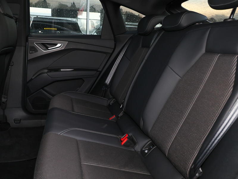 Used Audi Q4 e-tron 2022 for sale - 77284330: Photo 6