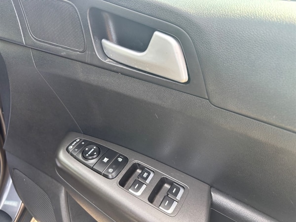 Used Kia Sportage 2016 for sale - 76037928: Photo 11