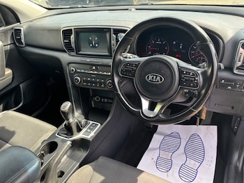 Used Kia Sportage 2016 for sale - 76037928: Photo 2