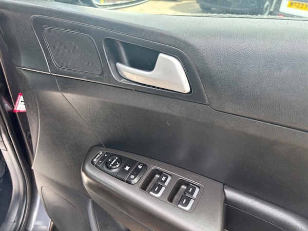 Used Kia Sportage 2016 for sale - 76037928: Photo 7