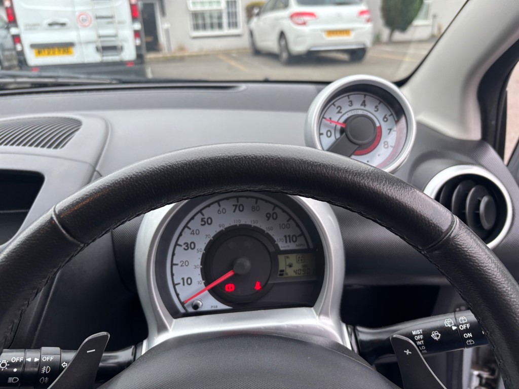 Used Peugeot 107 2013 for sale - 76593804: Photo 10