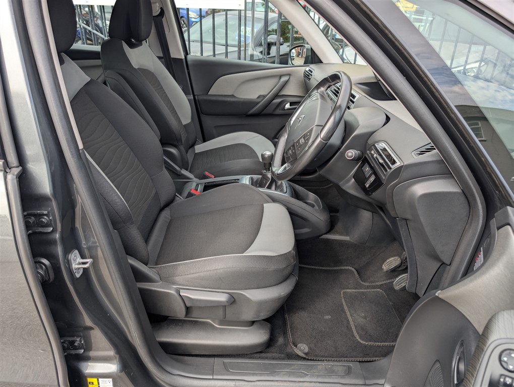 Used Citroen C4 Grand Picasso 2015 for sale - 76130991: Photo 7