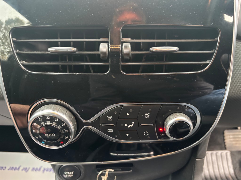 Used Renault Clio 2015 for sale - 76112506: Photo 12
