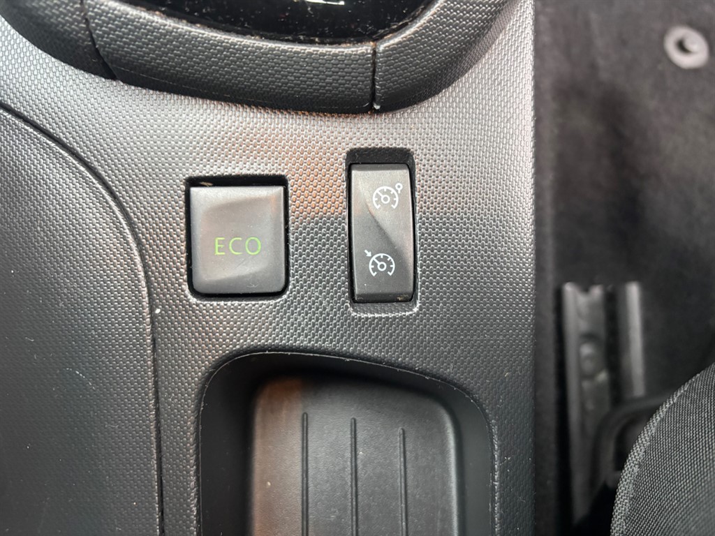 Used Renault Clio 2015 for sale - 76112506: Photo 15
